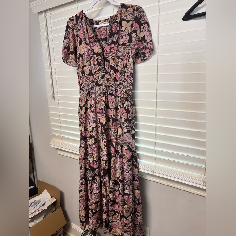 NATURAL LIFE Floral Maxi Dress in Pink and Black